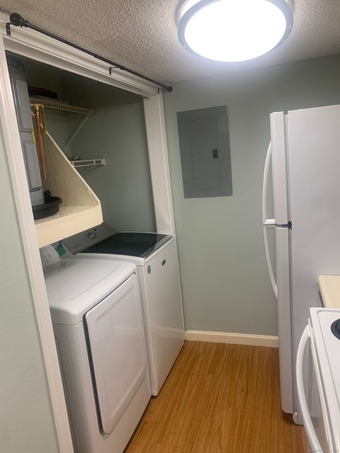 Tiny photo for 11 Carriage Crossing Lane #11, Middletown, CT 06457 (MLS # 24133396)