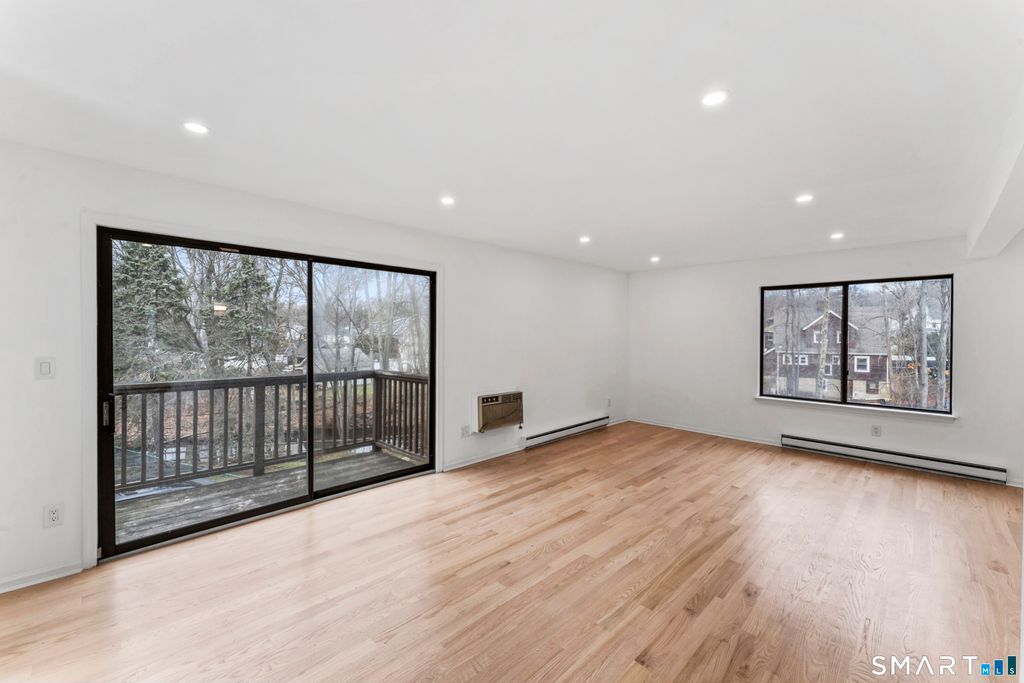 Photo of 100 Maple Tree Avenue #APT 7, Stamford, CT 06906 (MLS # 24147011)