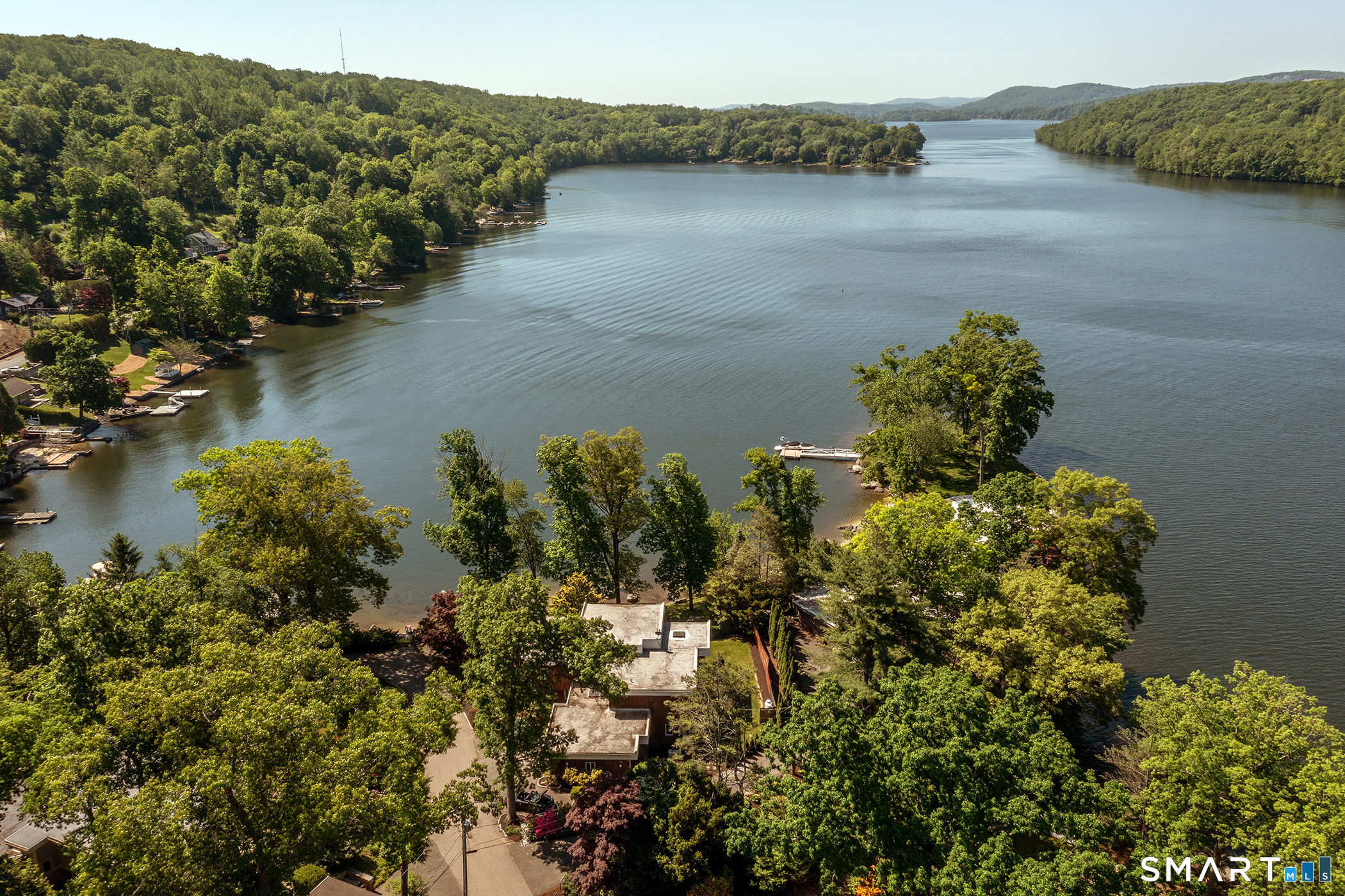 9 Oak Point Club