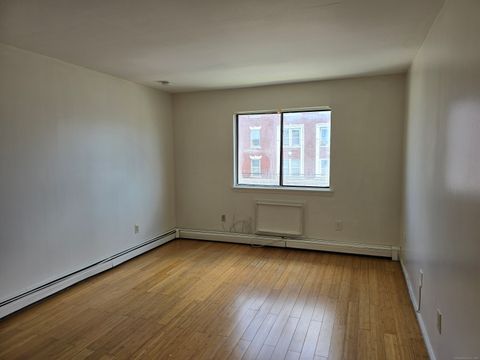 Tiny photo for 1610 Fairfield Avenue #APT G4, Bridgeport, CT 06605 (MLS # 24136916)