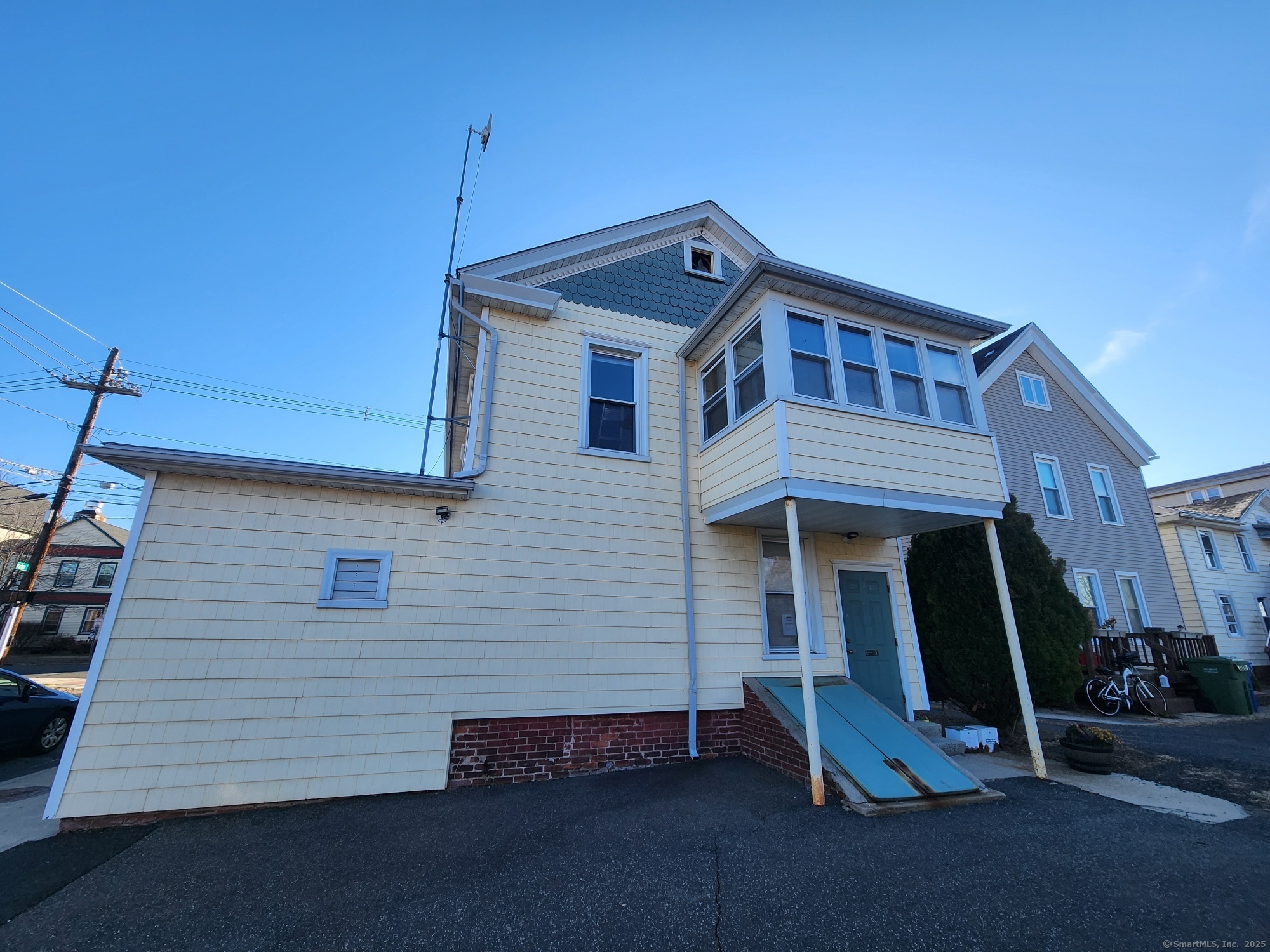 330 North Colony Street