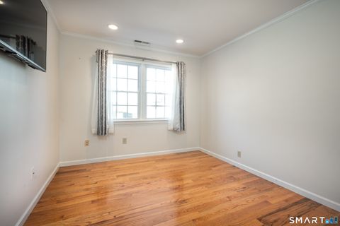 Tiny photo for 55 Mill Plain Road #17-6, Danbury, CT 06811 (MLS # 24150108)