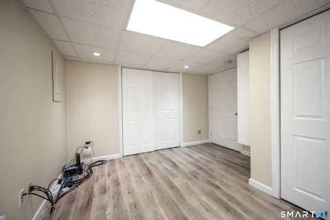 Tiny photo for 55 Mill Plain Road #17-6, Danbury, CT 06811 (MLS # 24150108)