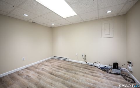 Tiny photo for 55 Mill Plain Road #17-6, Danbury, CT 06811 (MLS # 24150108)