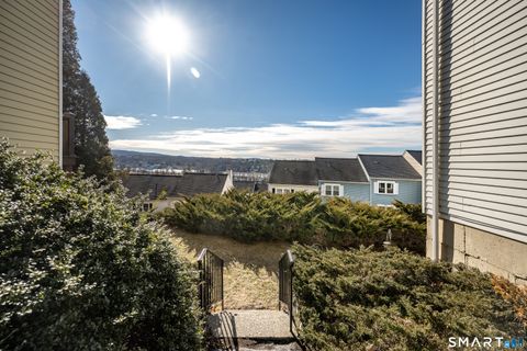 Tiny photo for 55 Mill Plain Road #17-6, Danbury, CT 06811 (MLS # 24150108)