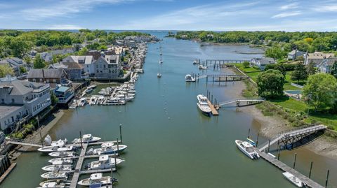 Tiny photo for 134 Rowayton Avenue, Norwalk, CT 06853 (MLS # 24132512)