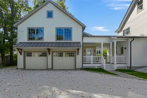 Tiny photo for 134 Rowayton Avenue, Norwalk, CT 06853 (MLS # 24132512)