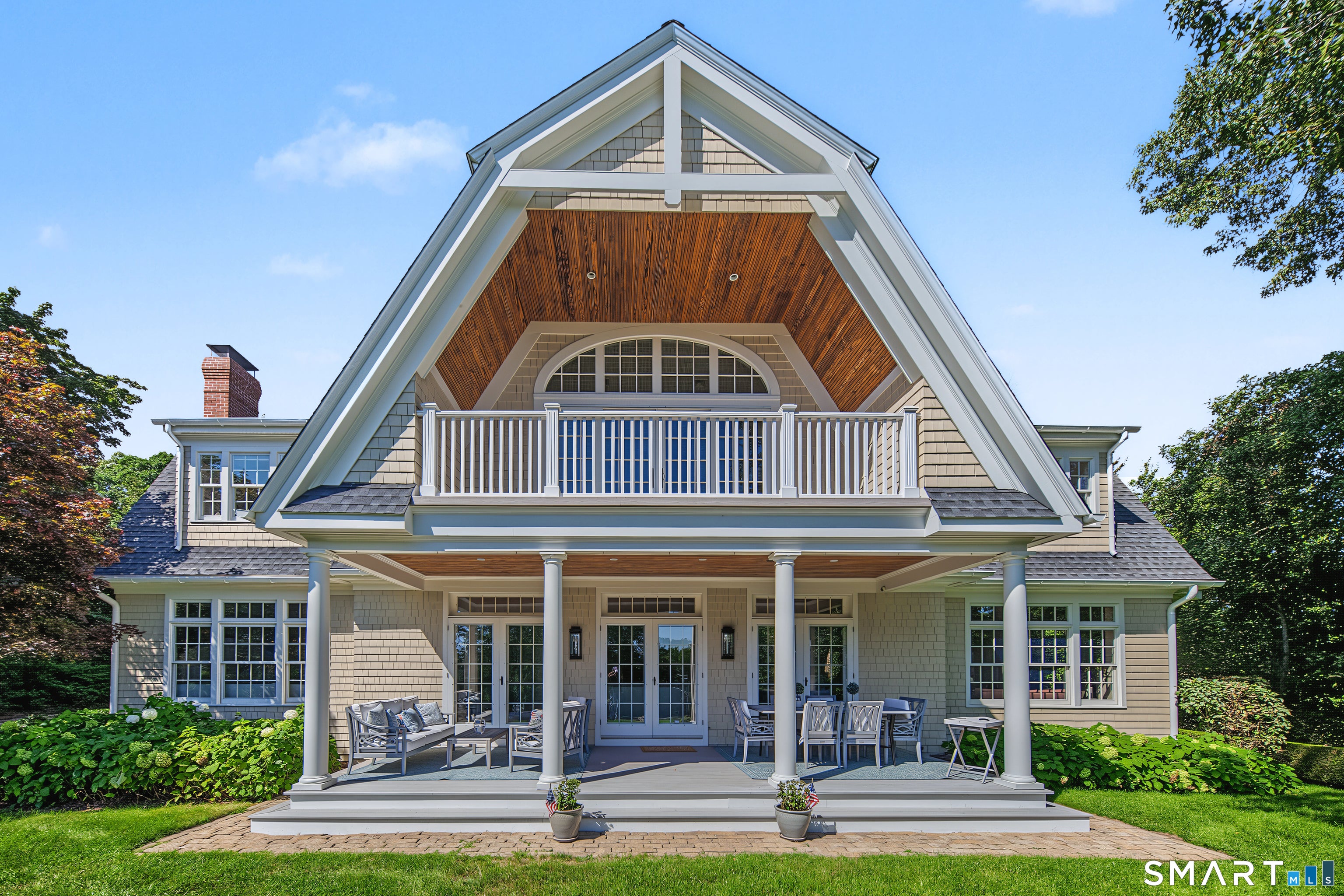 373 Boston Post Road