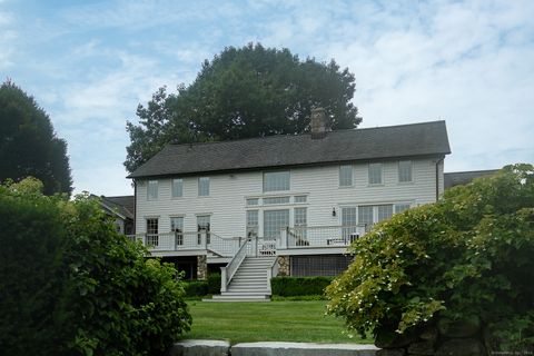 A home in New Canaan