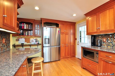 Tiny photo for 64 Mohegan Drive, West Hartford, CT 06117 (MLS # 24171442)