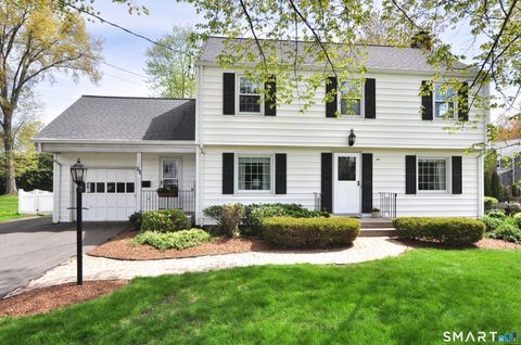 Photo of 64 Mohegan Drive, West Hartford, CT 06117 (MLS # 24171442)