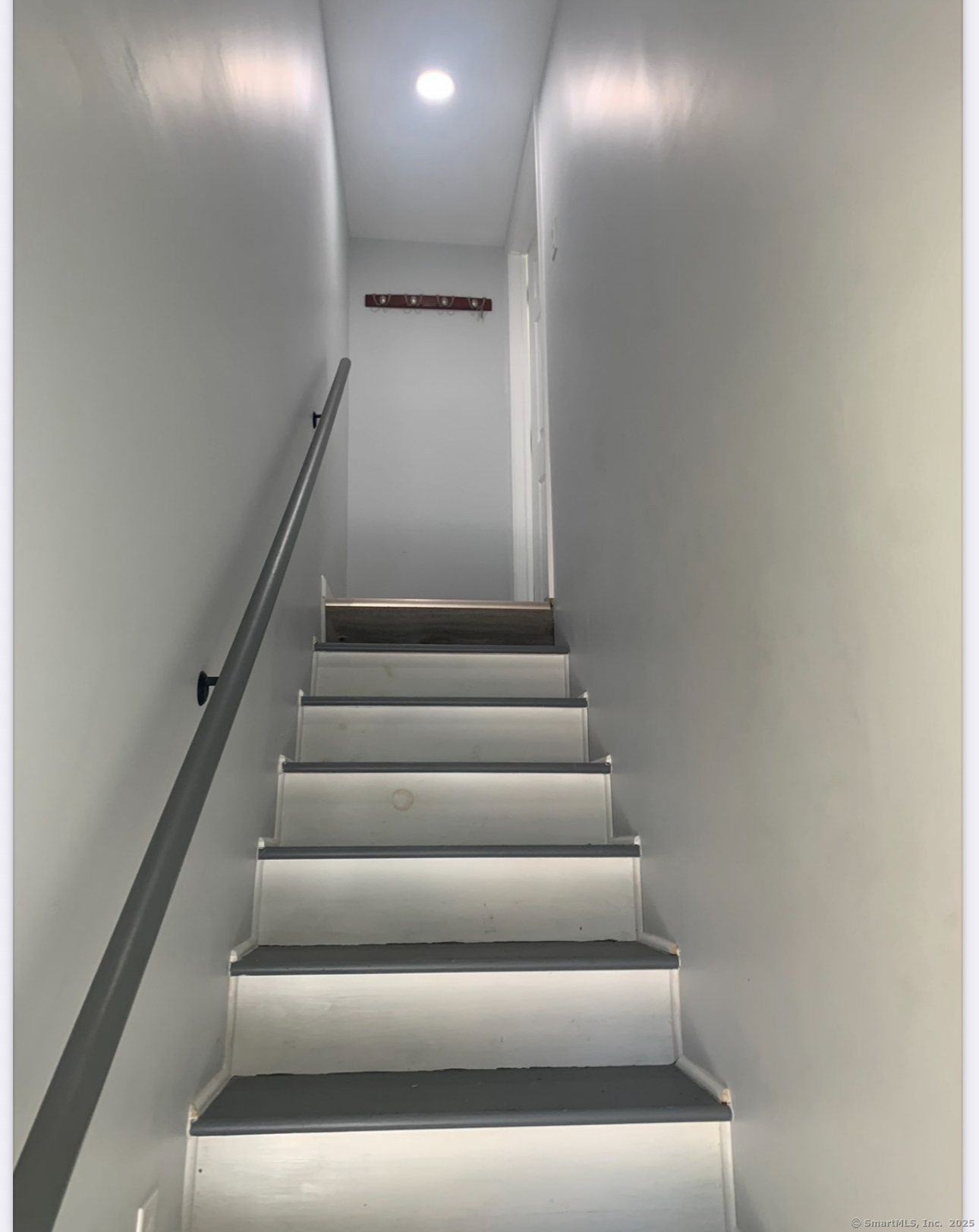 Derby, Connecticut 06418, United States, 3 Bedrooms Bedrooms, ,2 BathroomsBathrooms,Residential,Active,230859