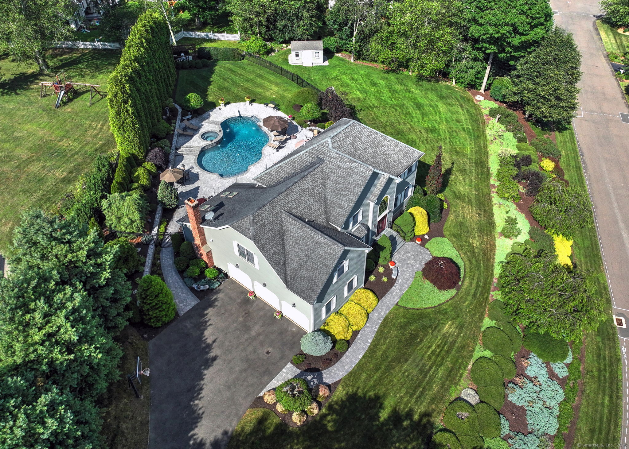 17 Admiral Drive
