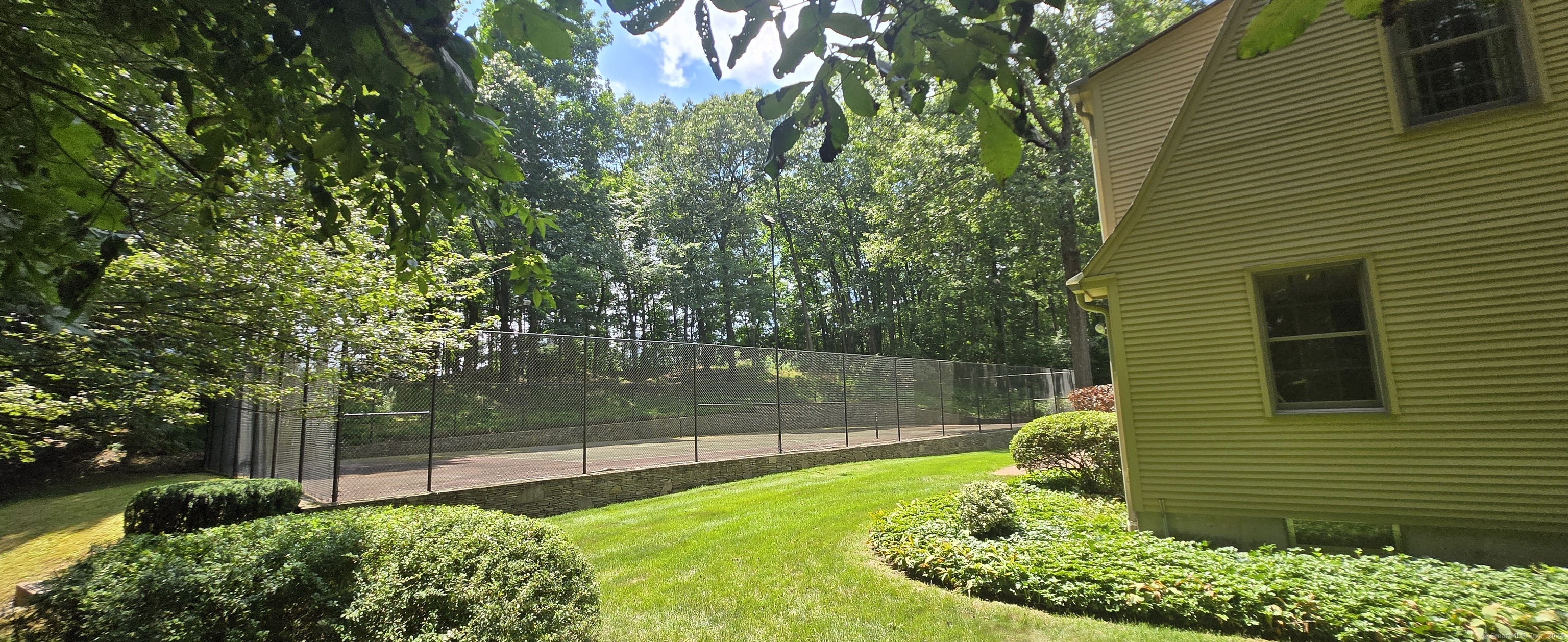 43 Jamestown Road