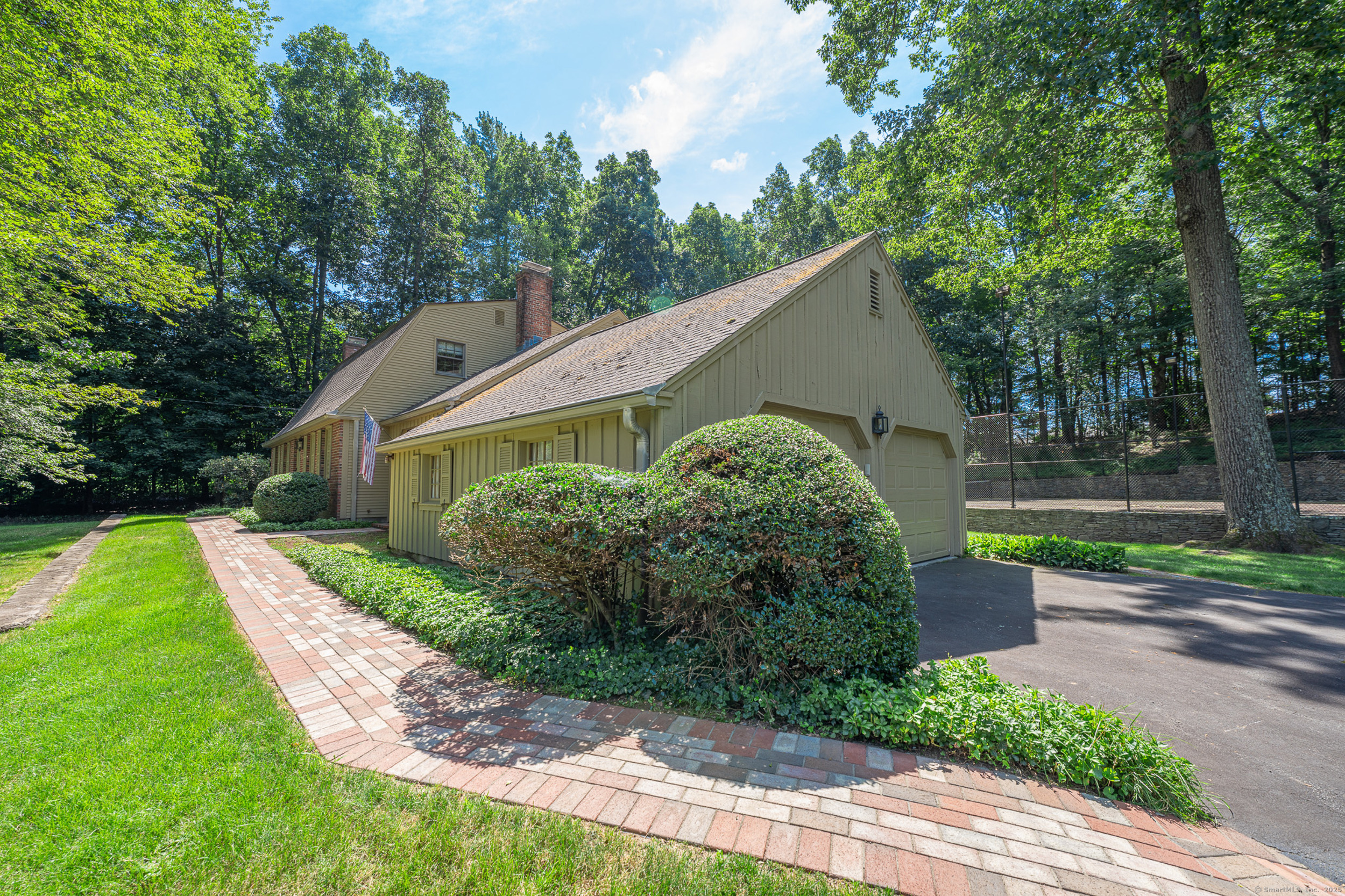 43 Jamestown Road