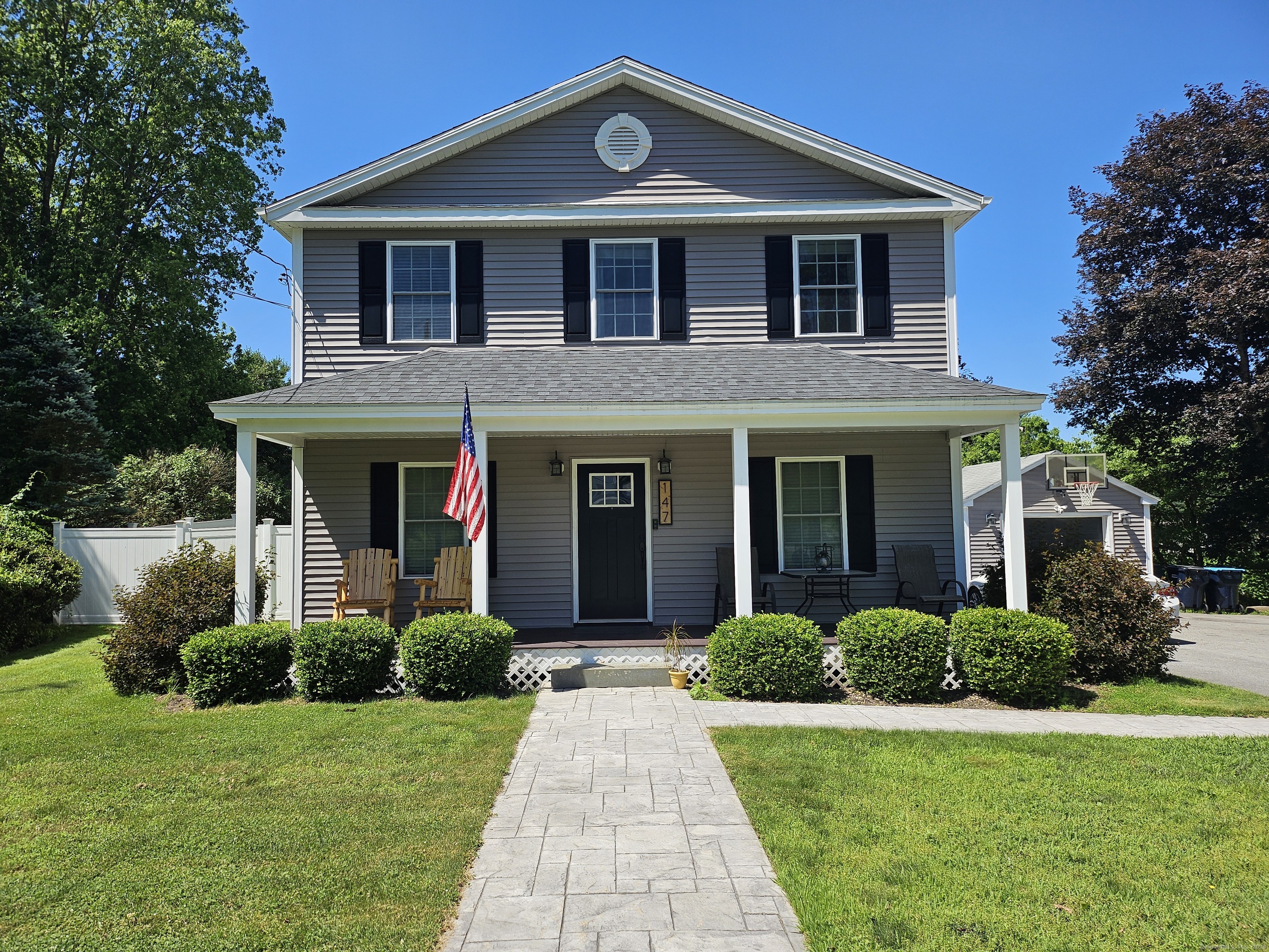147 Killingly Avenue