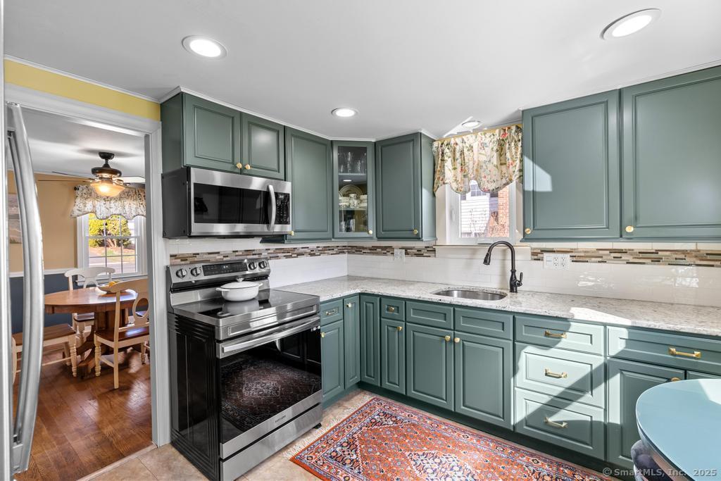 10 Greenhurst Road, West Hartford, Connecticut image 10