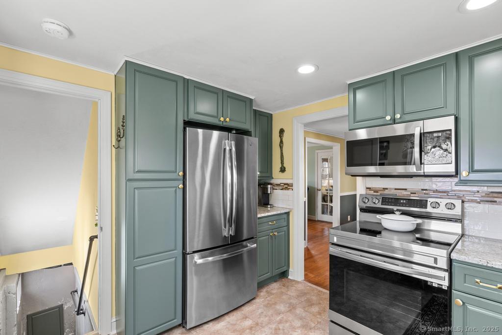 10 Greenhurst Road, West Hartford, Connecticut image 12