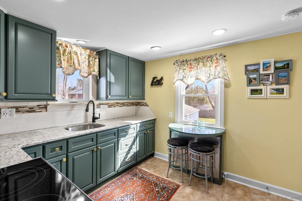 10 Greenhurst Road, West Hartford, Connecticut image 11