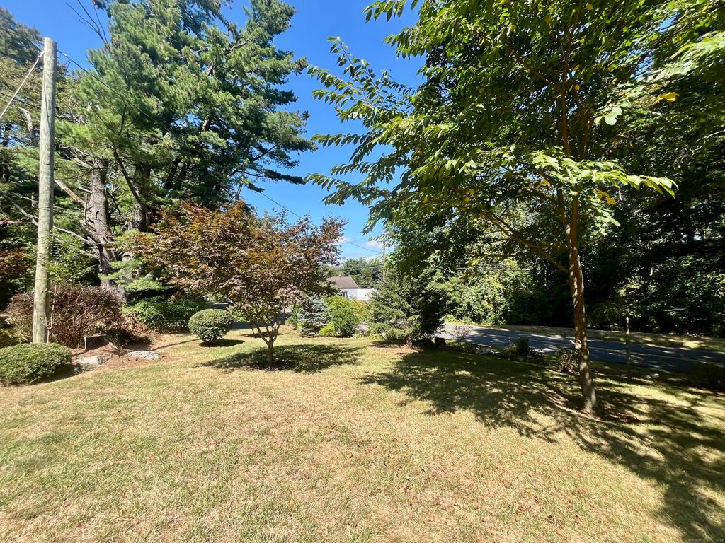 Photo of 43 Fort Path Road, Madison, CT 06443 (MLS # 24139744)