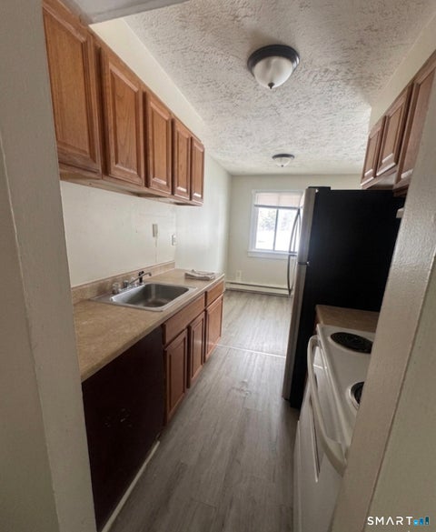 Multifamily For Rent - 250 N Bishop Avenue #1<br/> Bridgeport, CT 06610