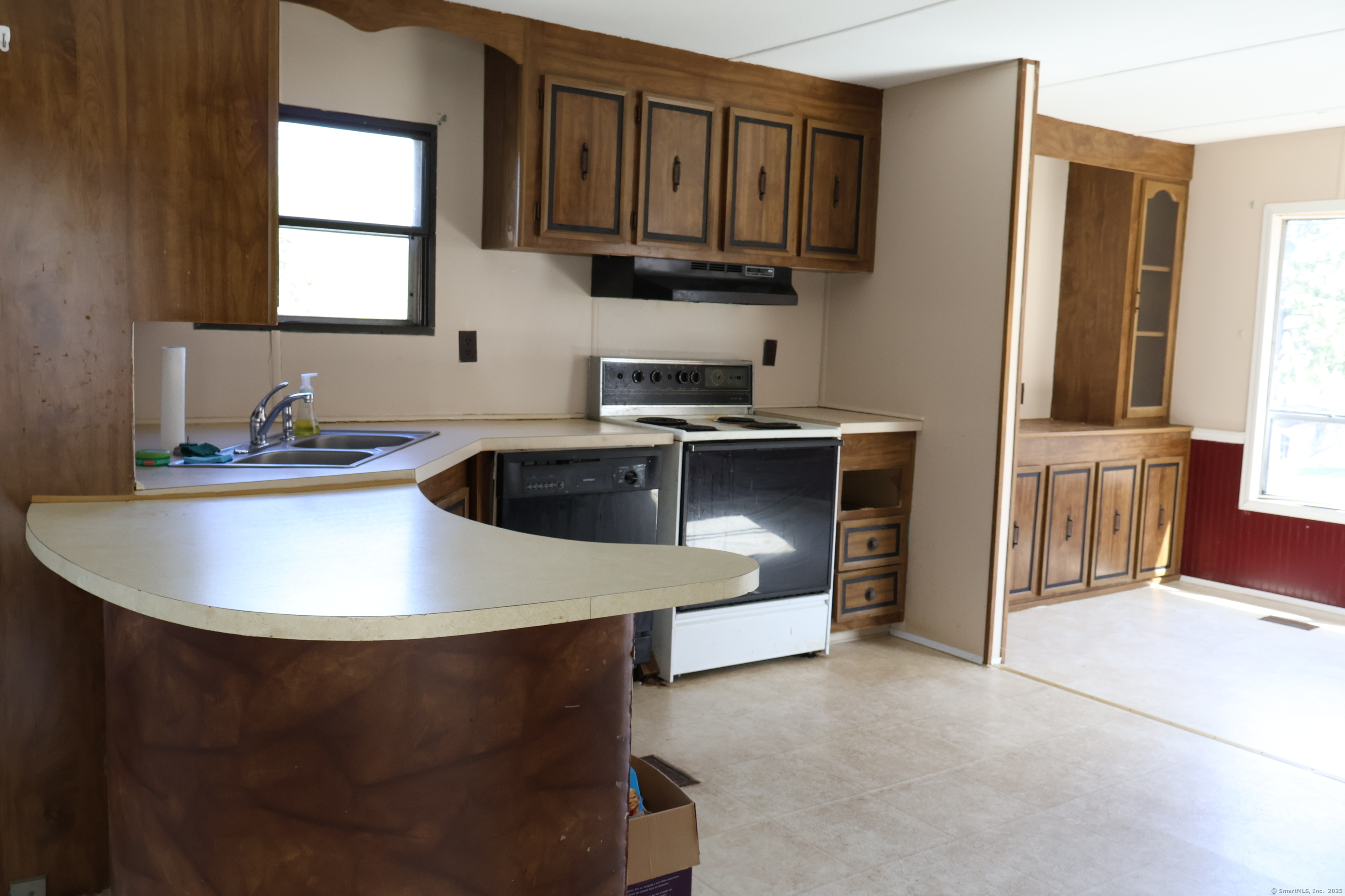 325 Kelly Road VT44