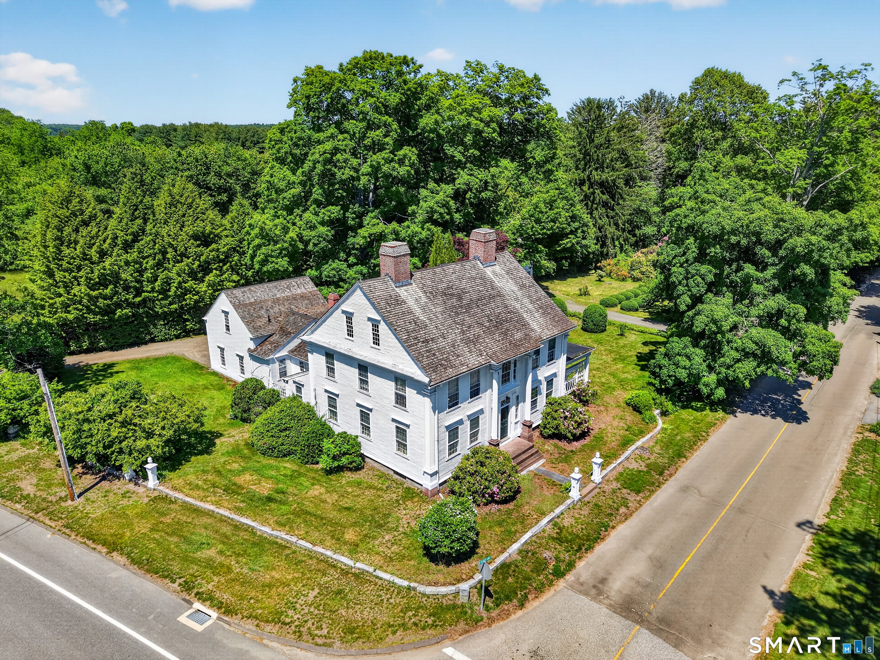 47 East Kings Highway