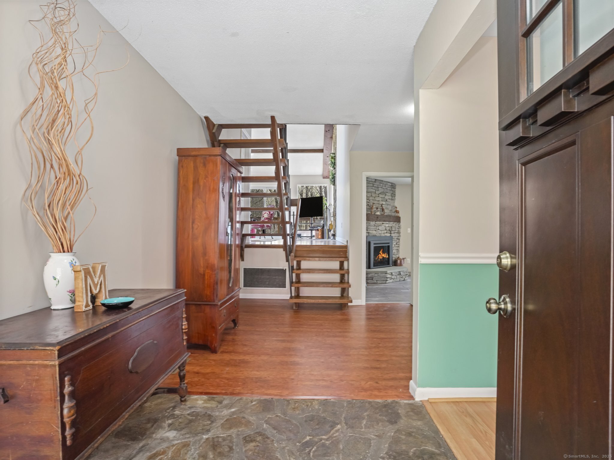 14 Parsons Lane, Redding, Connecticut image 3