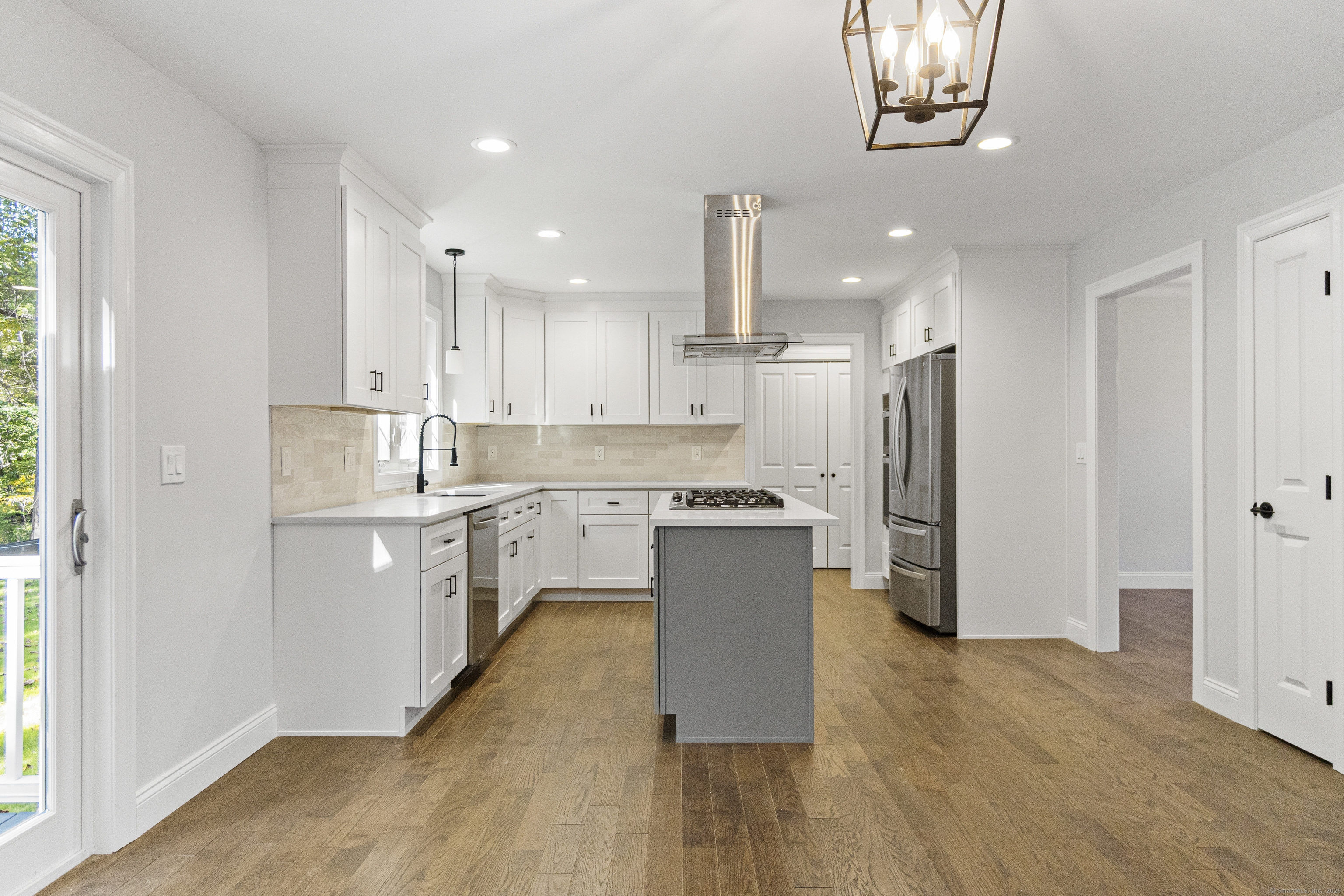 61 N Woods Drive, Hamden, Connecticut image 6