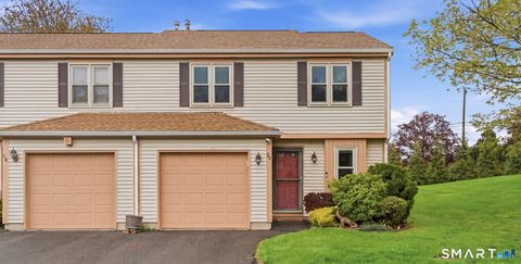 Photo of 28 Chestnut Court #28, Rocky Hill, CT 06067 (MLS # 24171621)