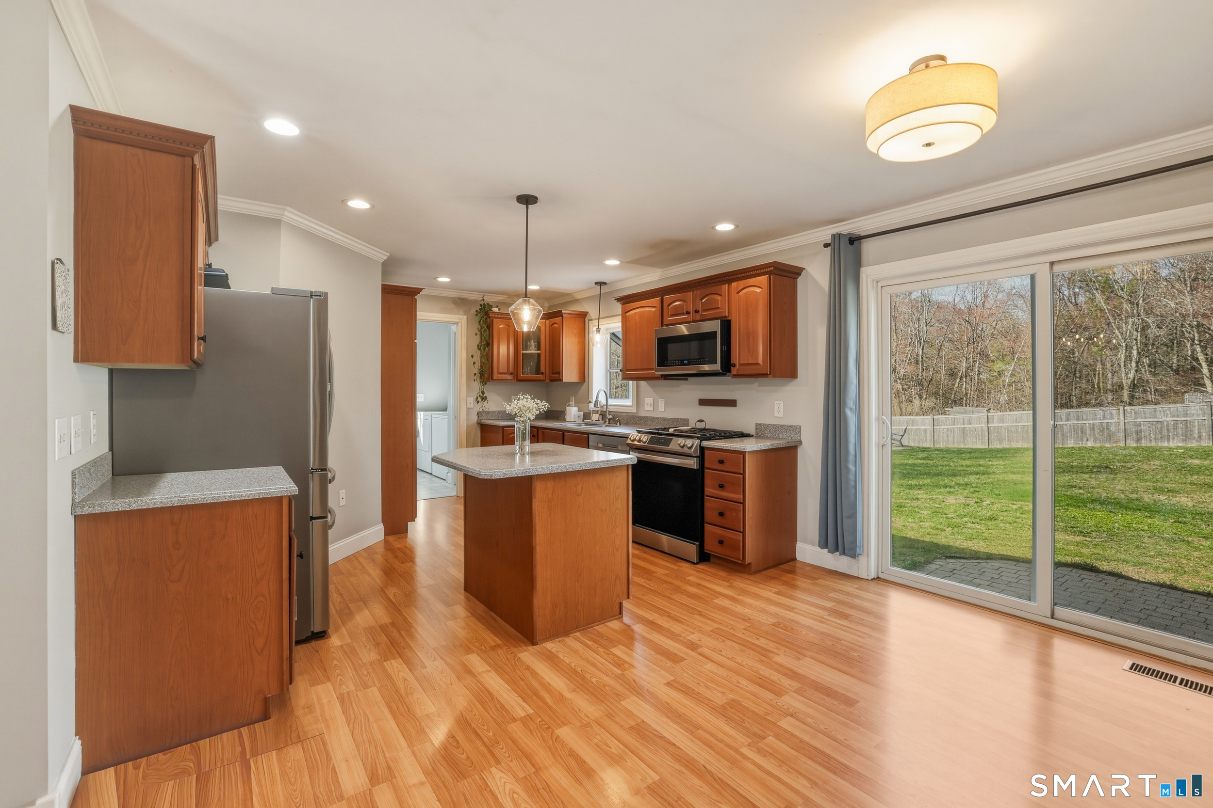 129 North Mountain Road