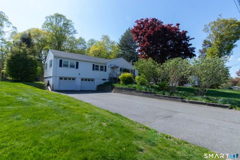 Photo of 571 Avon Drive, Orange, CT 06477 (MLS # 24171790)