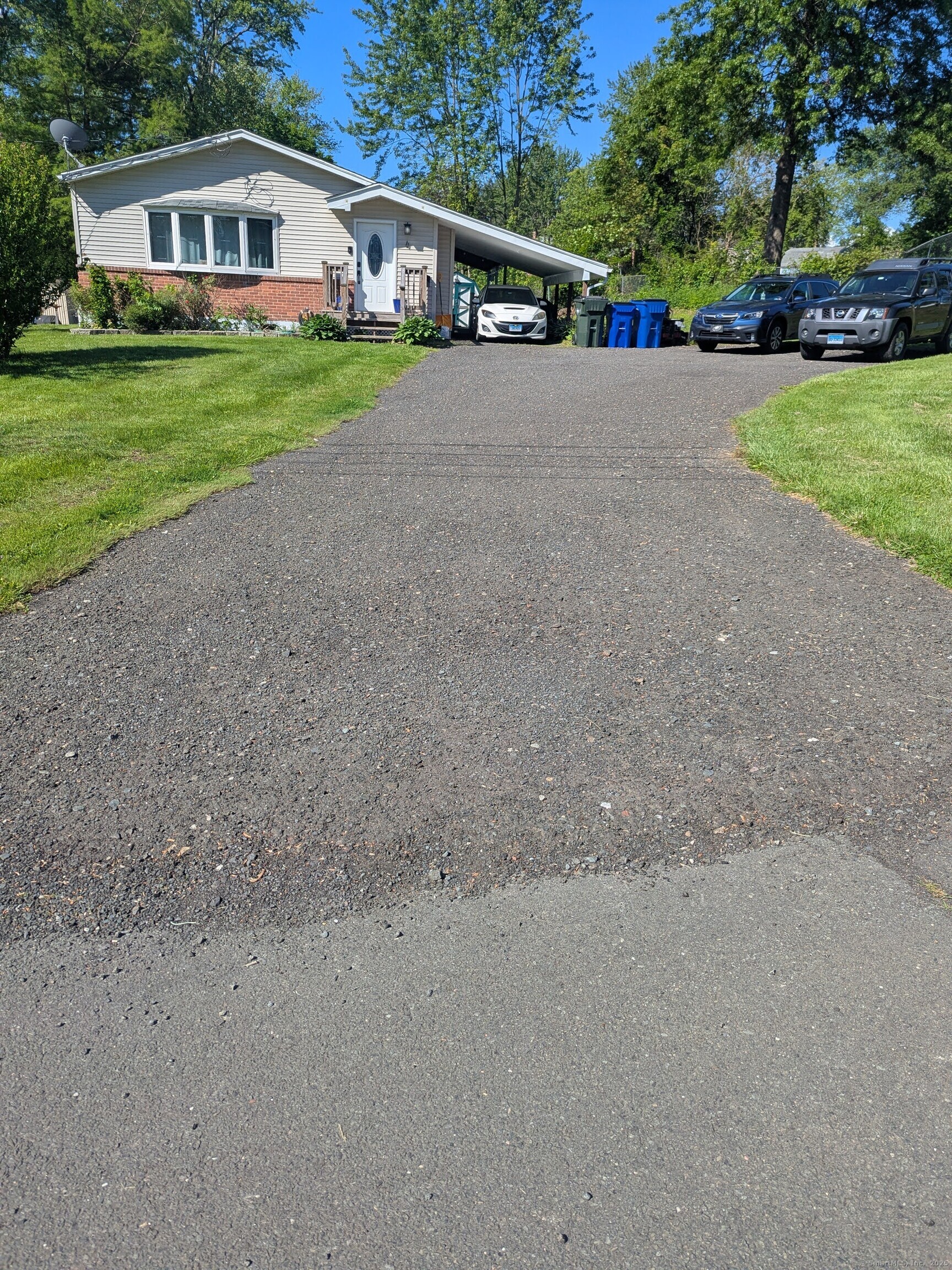 4 Lynn Lane, Windsor Locks, Connecticut image 1