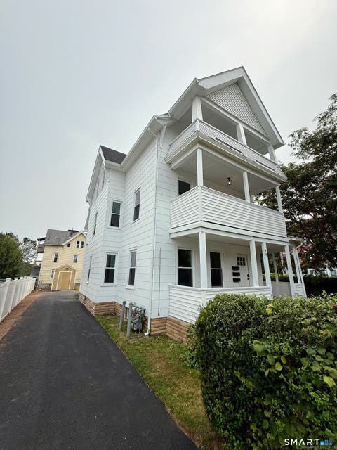 Multifamily For Rent - 449 Stanley Street #3<br/> New Britain, CT 06051