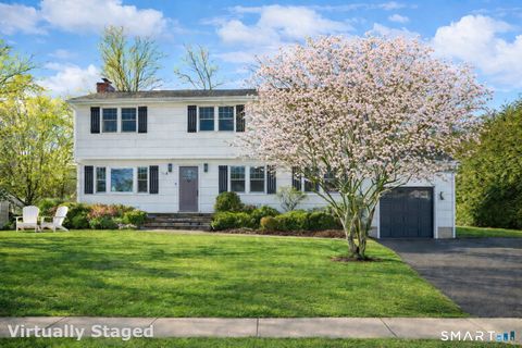 12 Field Crest Road New Canaan CT 06840