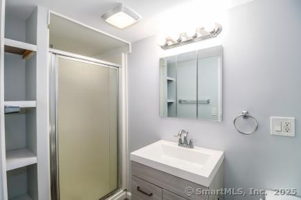 Derby, Connecticut 06418, United States, 3 Bedrooms Bedrooms, ,2 BathroomsBathrooms,Residential,Active,235482