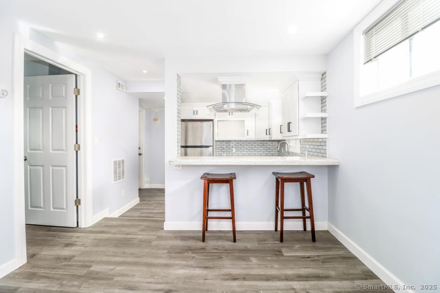 Derby, Connecticut 06418, United States, 3 Bedrooms Bedrooms, ,2 BathroomsBathrooms,Residential,Active,235482