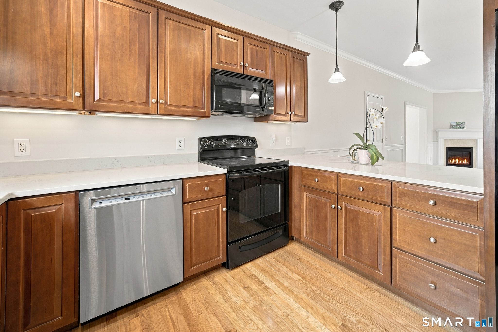 6 Windermere Village Road 6