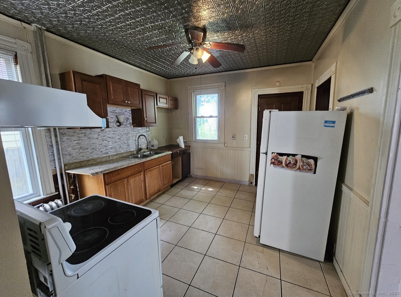 37 Johnson Street, Waterbury, Connecticut image 21