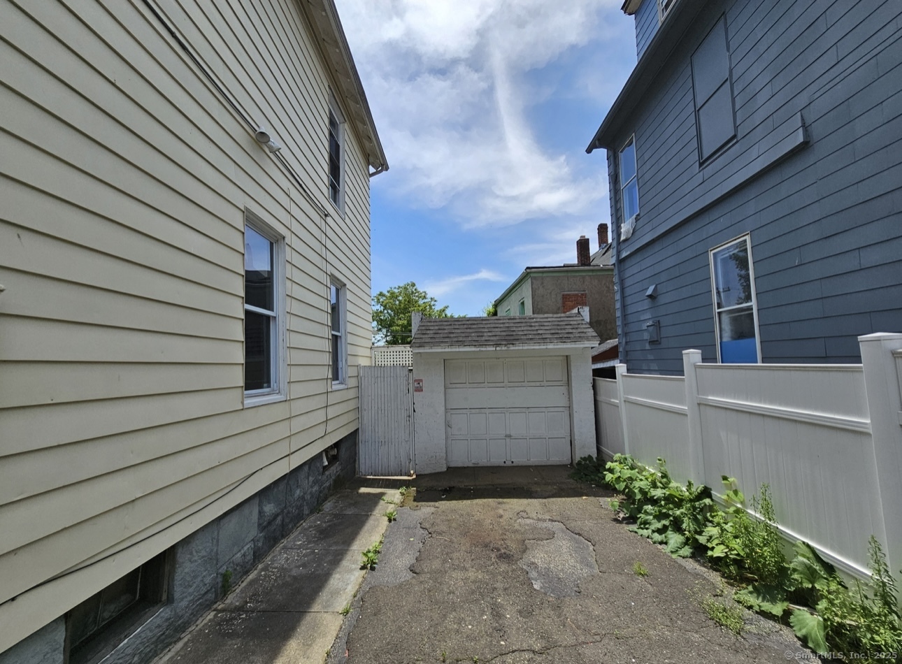 37 Johnson Street, Waterbury, Connecticut image 6