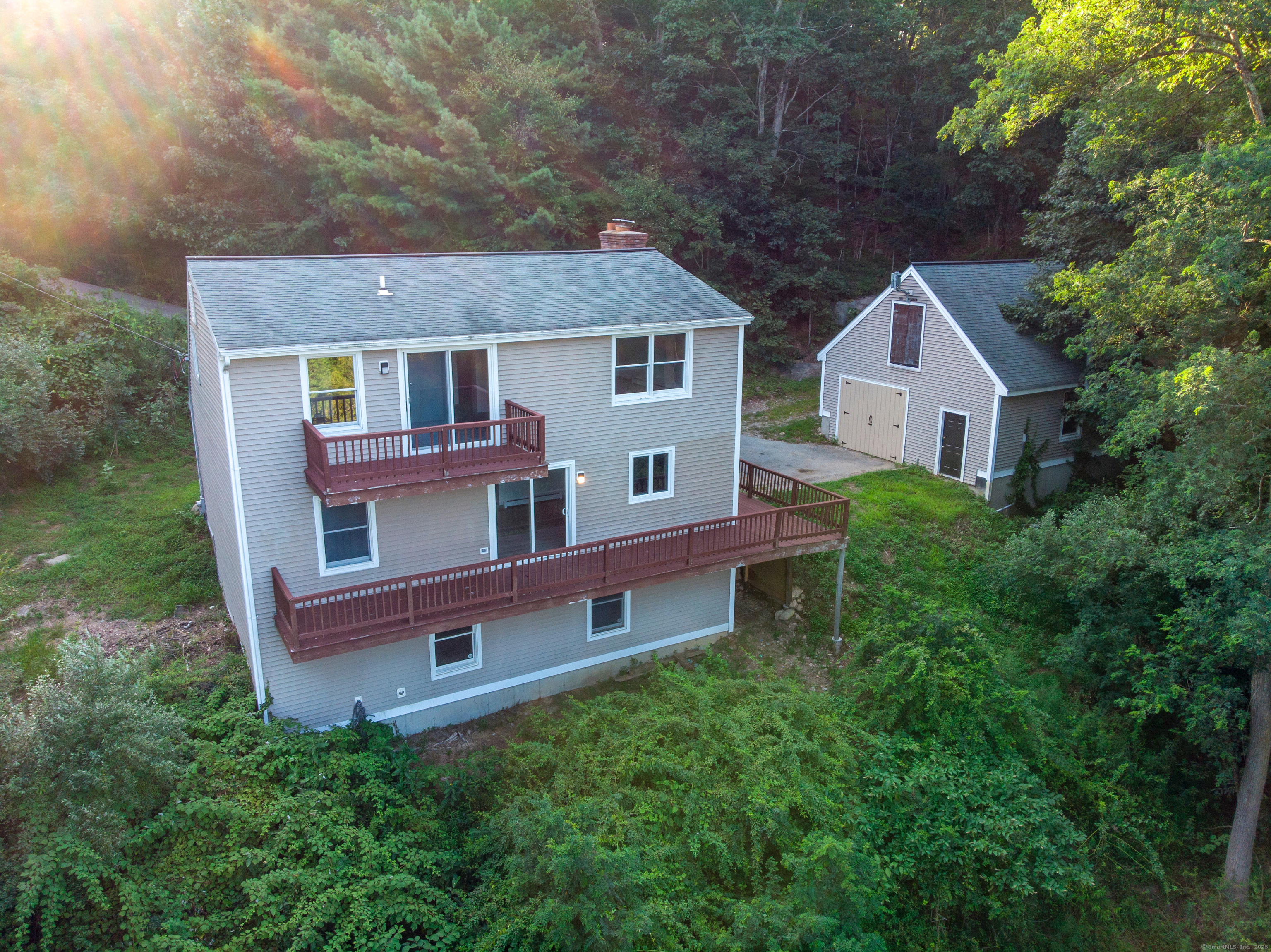 552 Squaw Rock Road