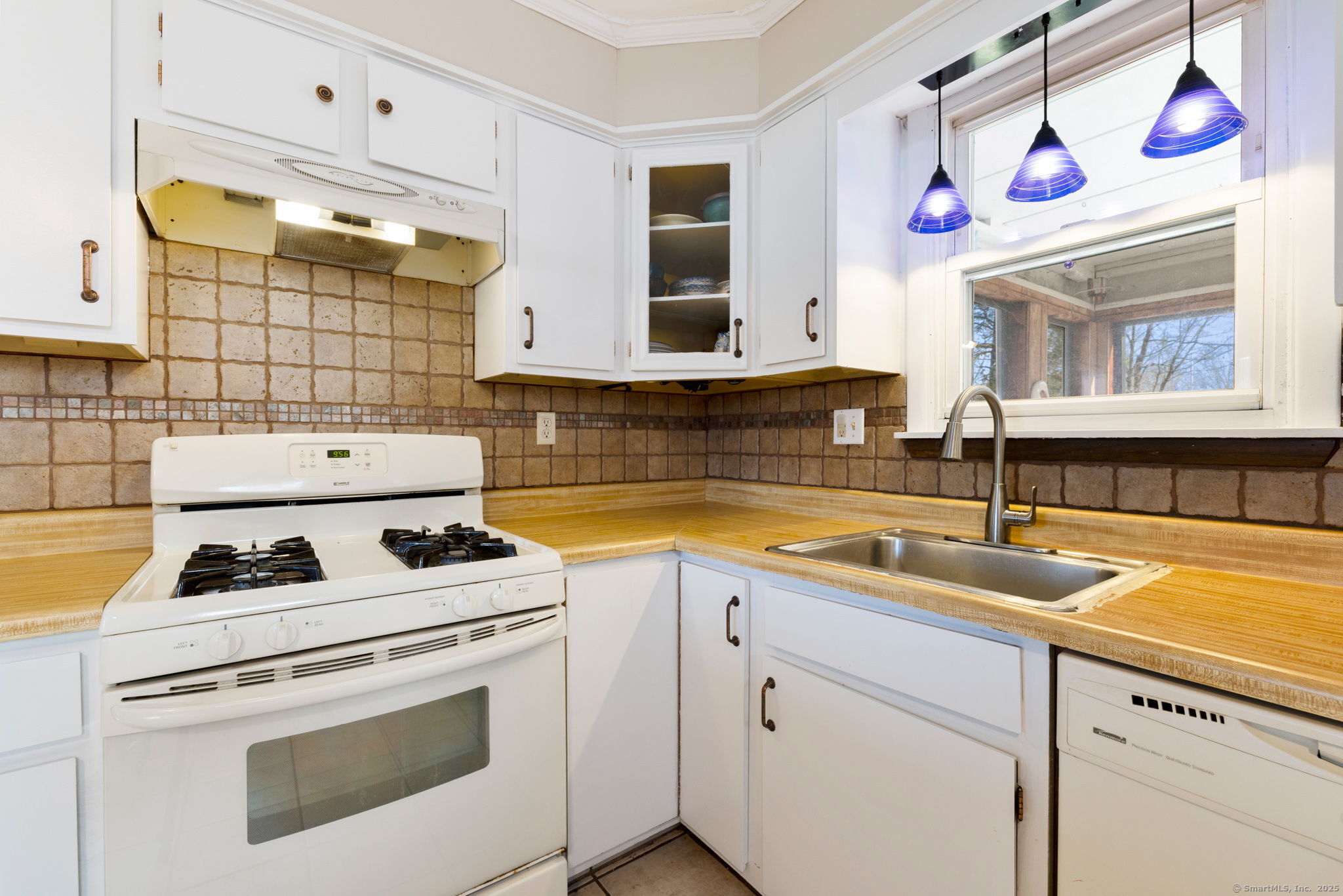 11 Everett Street, New Britain, Connecticut image 12