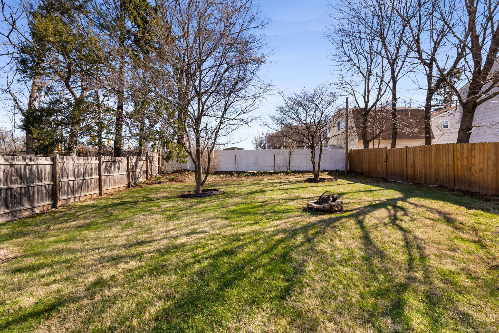11 Everett Street, New Britain, Connecticut image 25