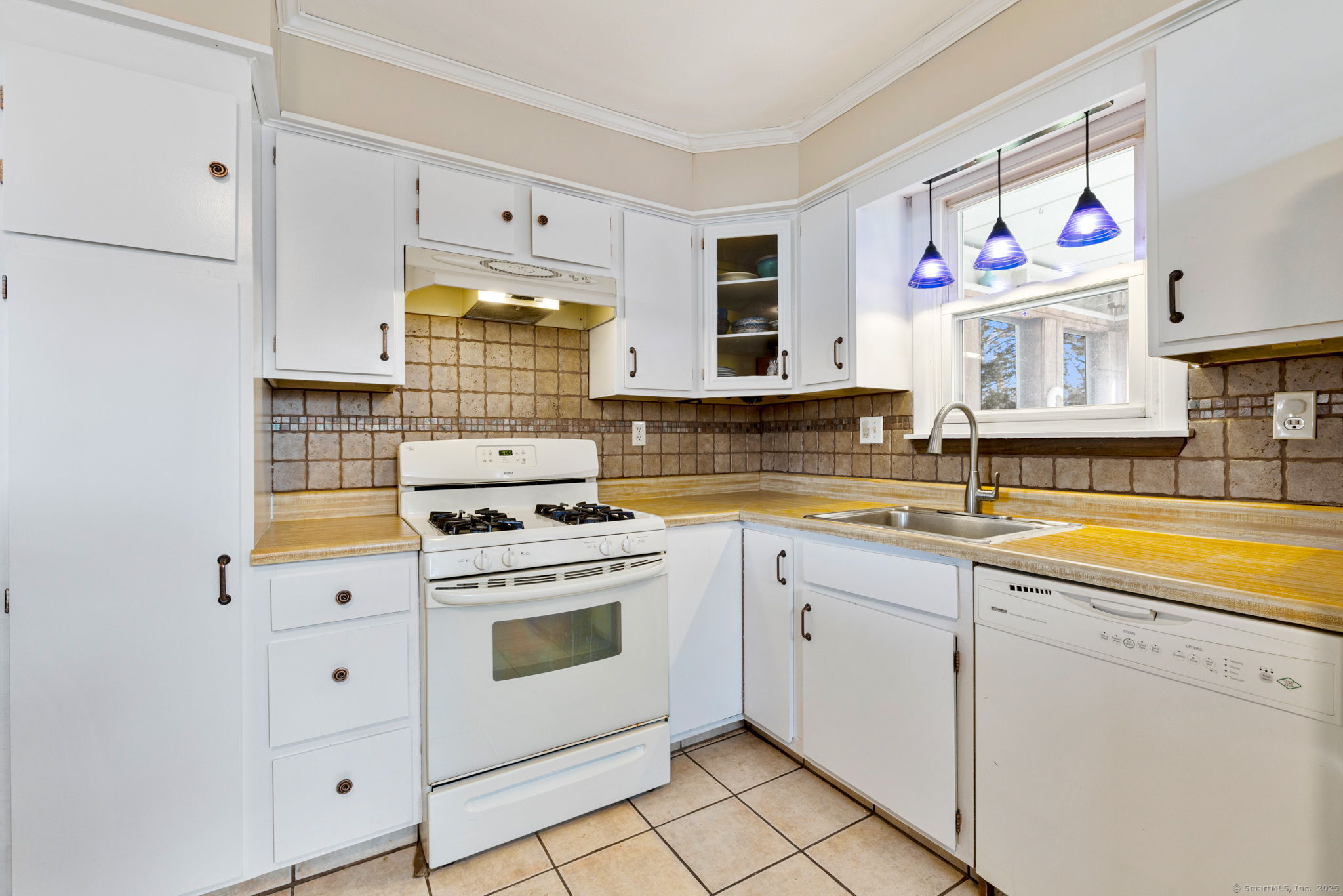 11 Everett Street, New Britain, Connecticut image 11