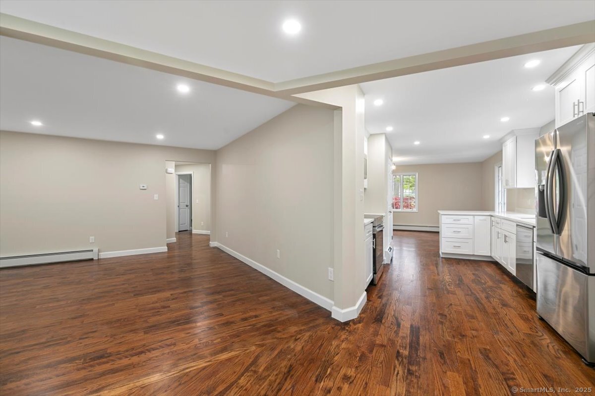 41 Cedarhurst Lane, Milford, Connecticut image 12