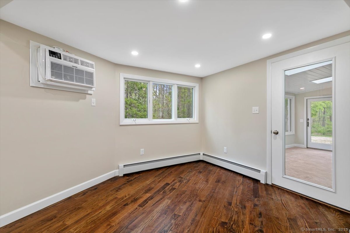 41 Cedarhurst Lane, Milford, Connecticut image 13