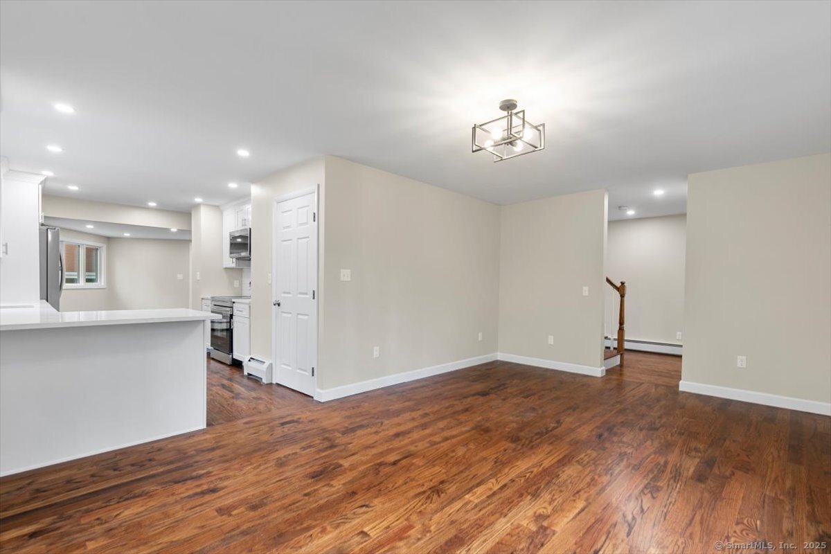 41 Cedarhurst Lane, Milford, Connecticut image 6