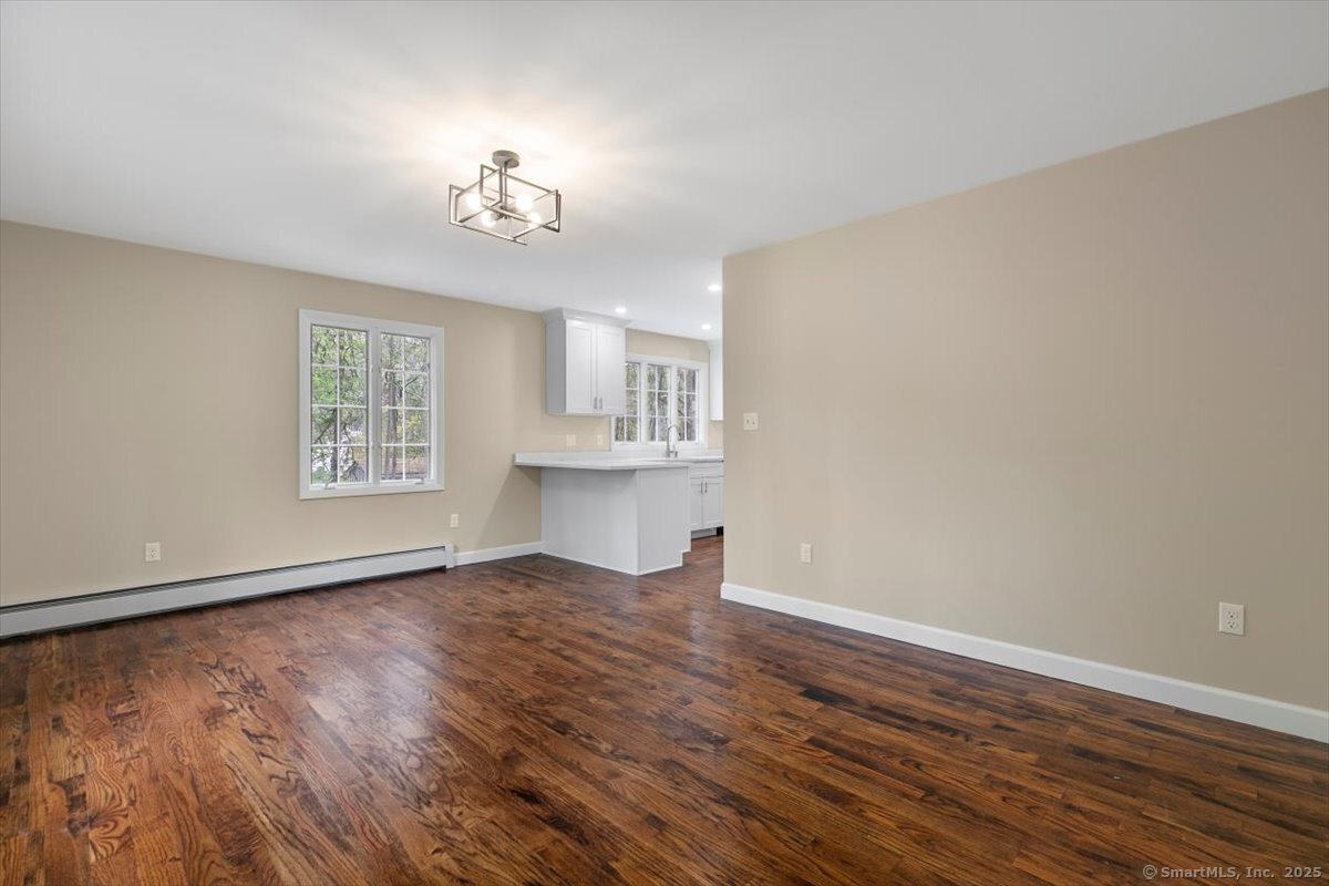 41 Cedarhurst Lane, Milford, Connecticut image 5