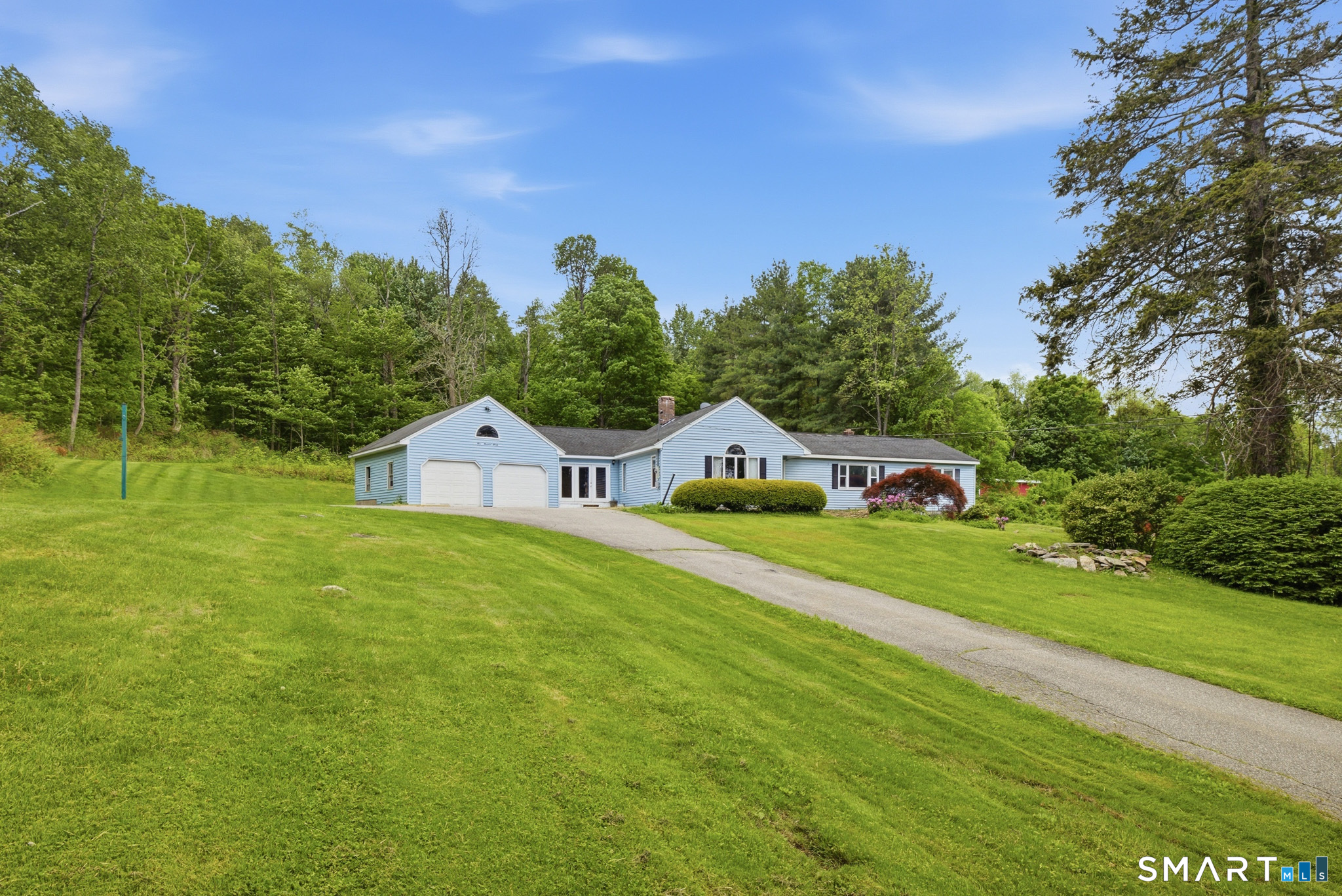 107 Roberts Avenue