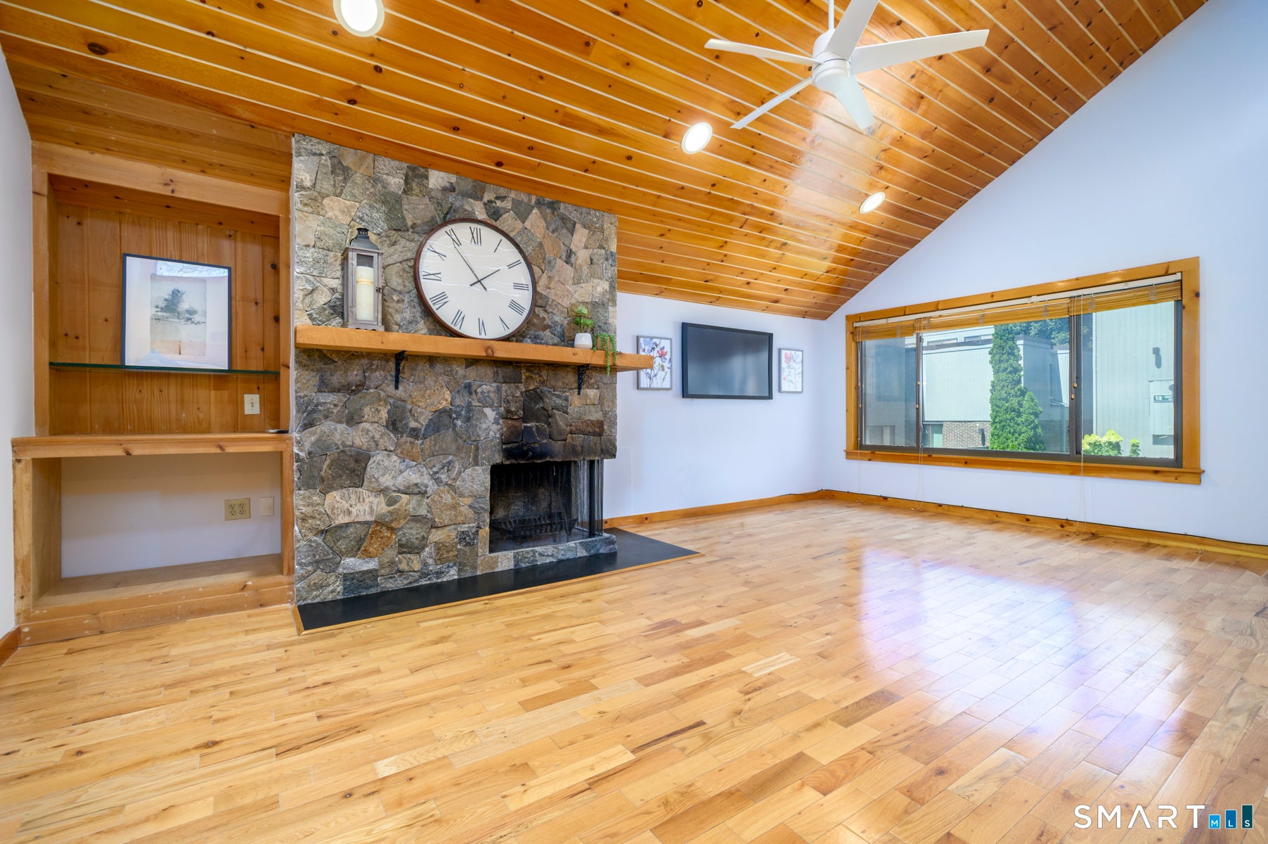 1 Winterberry Lane 1